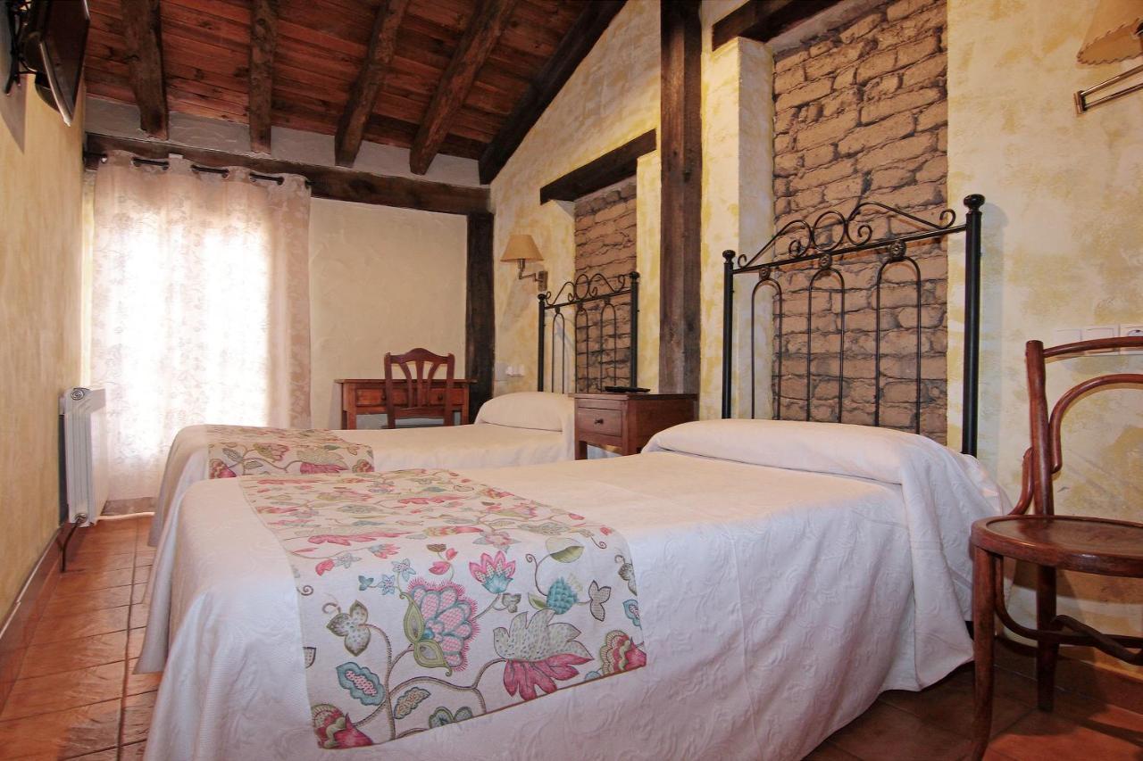 Hotel Rural Los Abuelos Montemayor de Pililla Zewnętrze zdjęcie